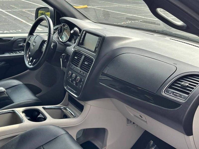 2017 Dodge Grand Caravan SXT