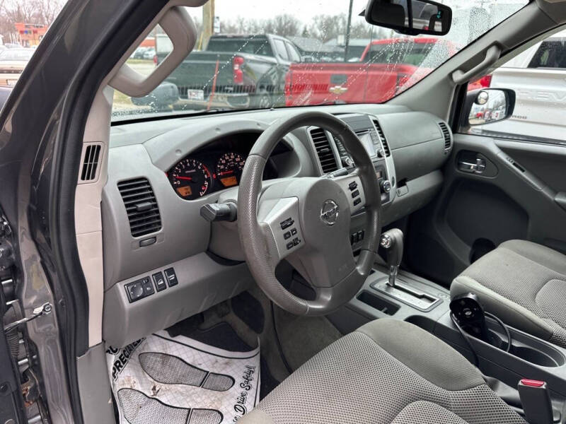2016 Nissan Frontier SV