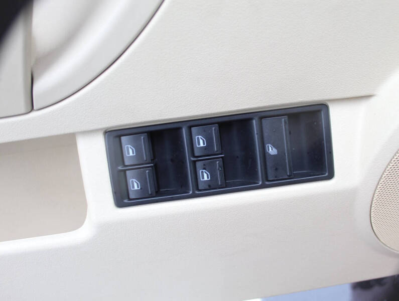 2008 Volkswagen New Beetle Convertible SE