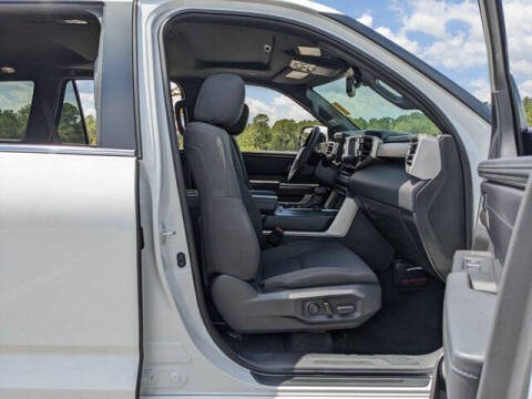 2025 Toyota Sequoia SR5