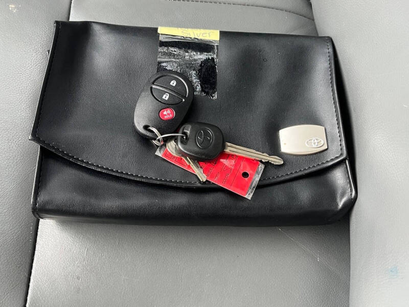 2011 Toyota Tundra Grade