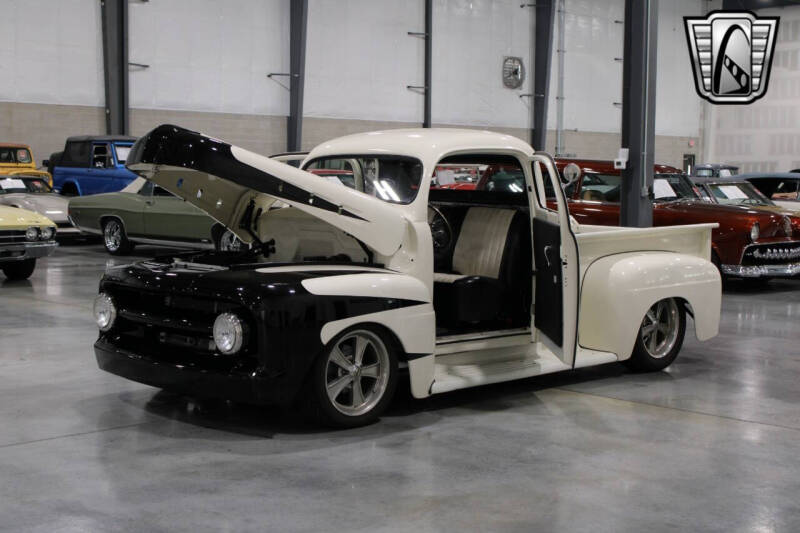 1951 Ford F-1