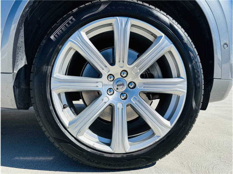 2016 Volvo XC90 T8 eAWD Inscription