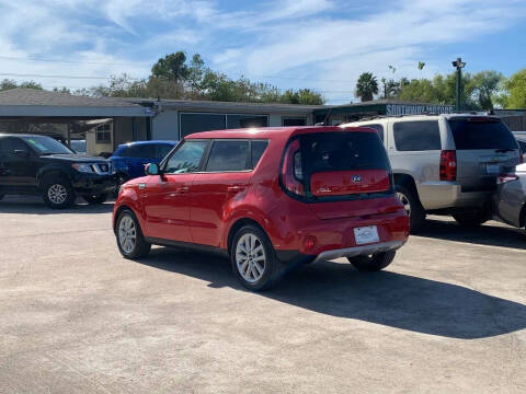 2019 Kia Soul +