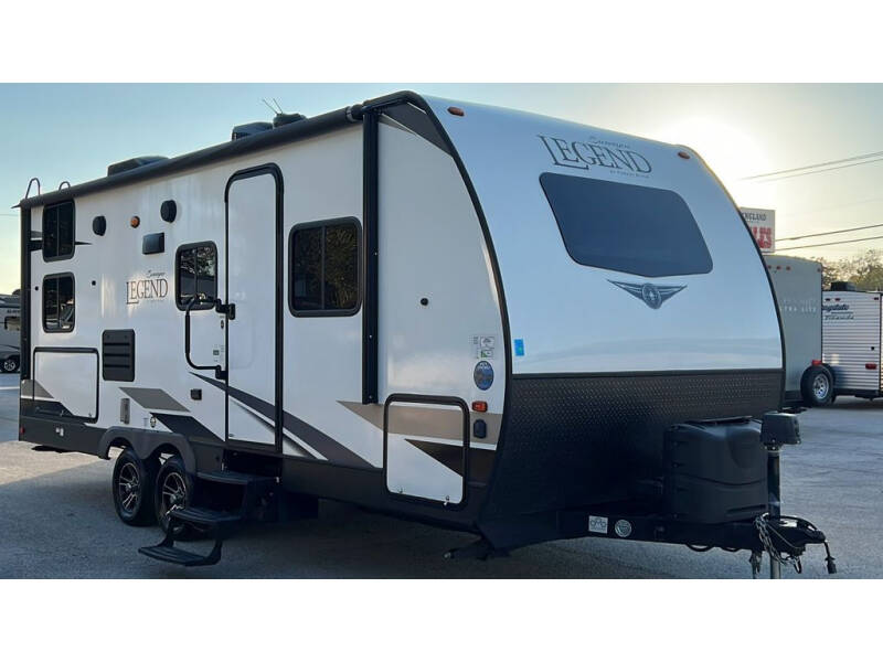 2020 SURVEYOR LEGEND 240BHLE for sale at Jeff England Motor Company in Cleburne TX