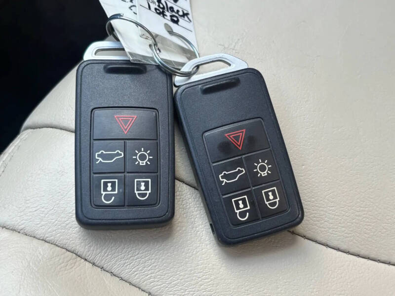 2016 Volvo XC60 T6 Drive-E