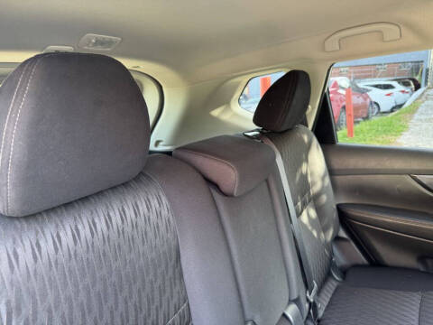 2018 Nissan Rogue S
