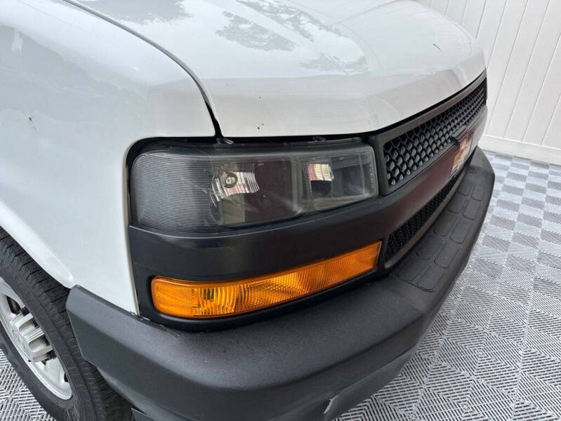 2020 Chevrolet Express 2500