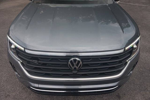 2024 Volkswagen Atlas Cross Sport SEL Premium R-Line 4Motion