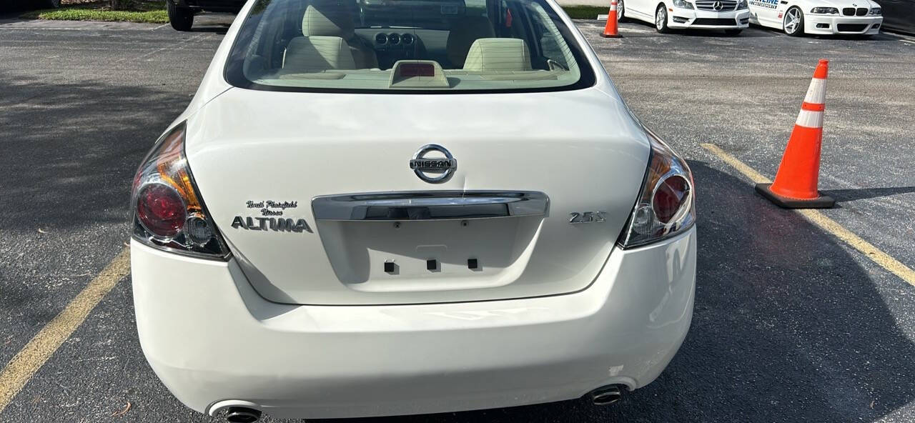 2012 Nissan Altima for sale at Amico Auto Sales in Margate, FL