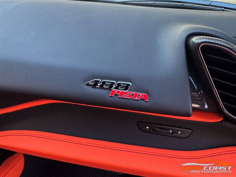 2020 Ferrari 488 Pista