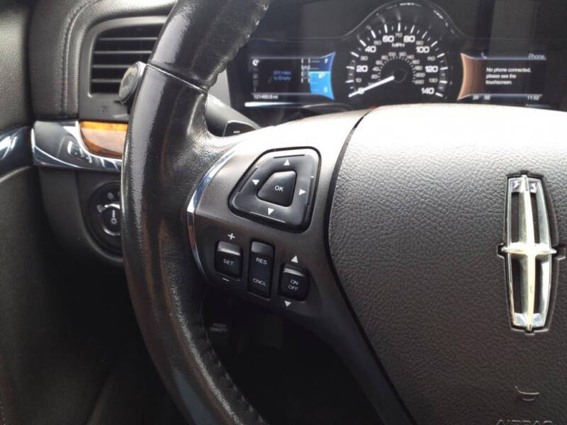 2013 Lincoln MKS