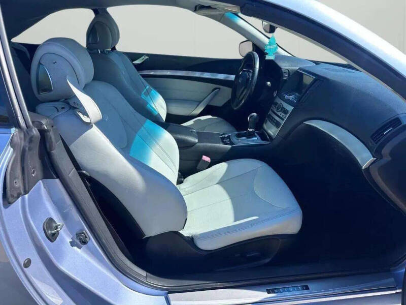 2011 Infiniti G37 Convertible