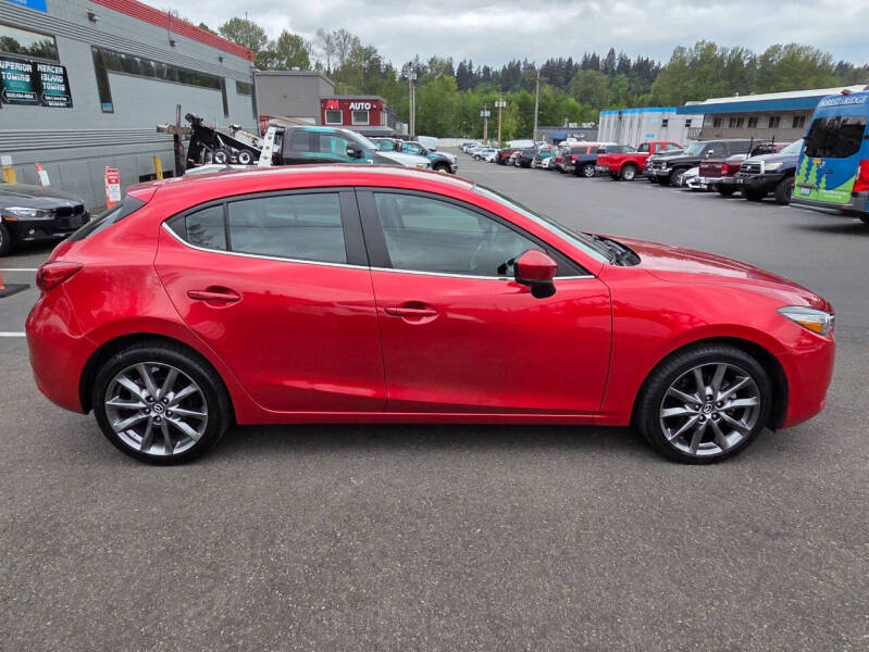 2018 Mazda MAZDA3 Touring