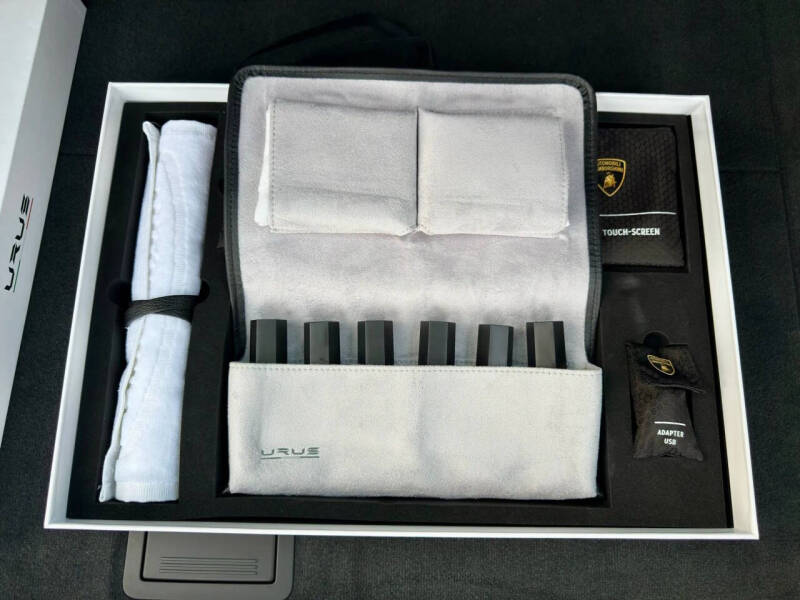 2024 Lamborghini Urus S