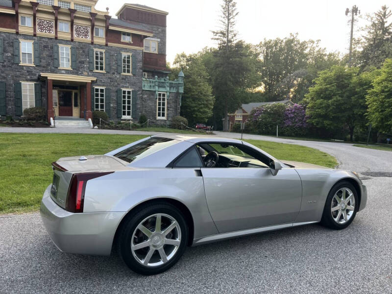 2004 Cadillac XLR