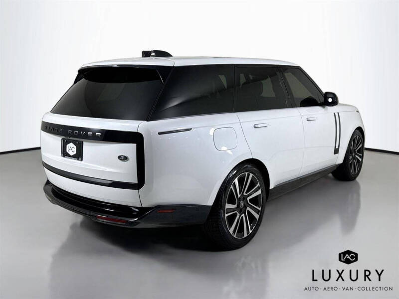 2023 Land Rover Range Rover P530 SE