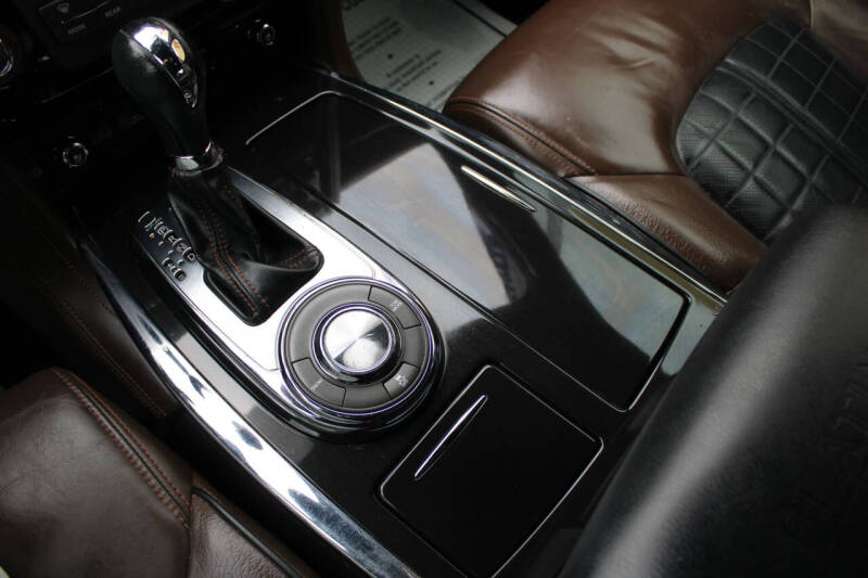 2019 Nissan Armada Platinum