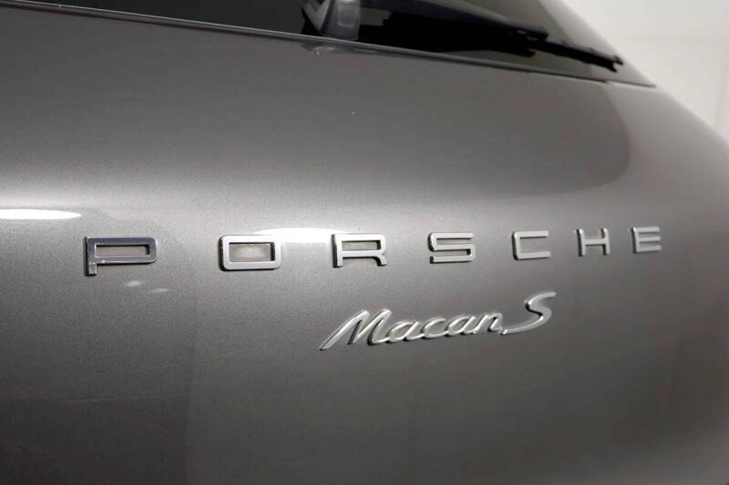 2016 Porsche Macan S