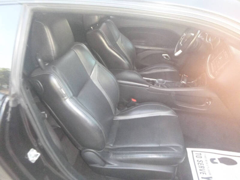 2018 Dodge Challenger SXT Plus