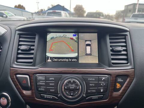 2020 Nissan Pathfinder Platinum