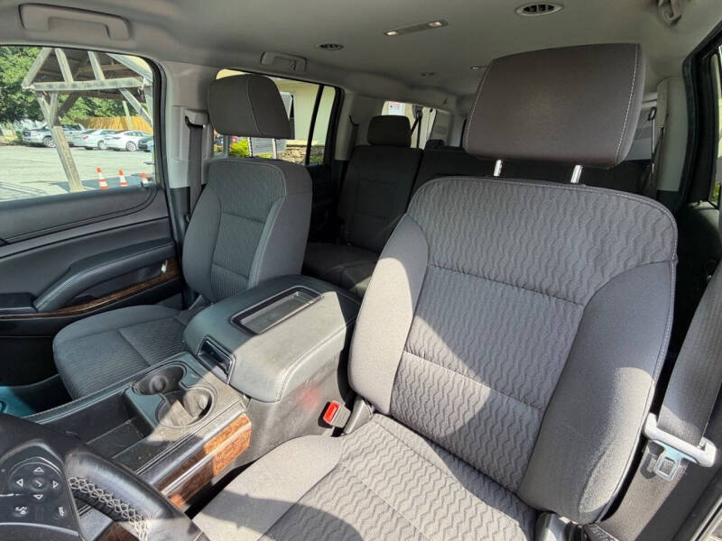 2019 Chevrolet Suburban LS