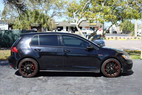 2017 Volkswagen Golf GTI Sport