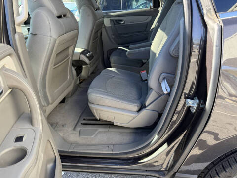 2017 Chevrolet Traverse LT