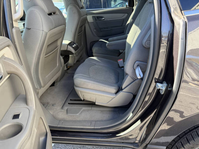 2017 Chevrolet Traverse LT