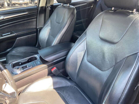 2017 Ford Fusion Energi Titanium