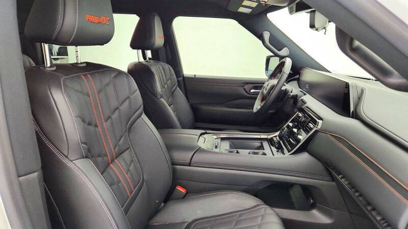 2025 Nissan Armada PRO-4X