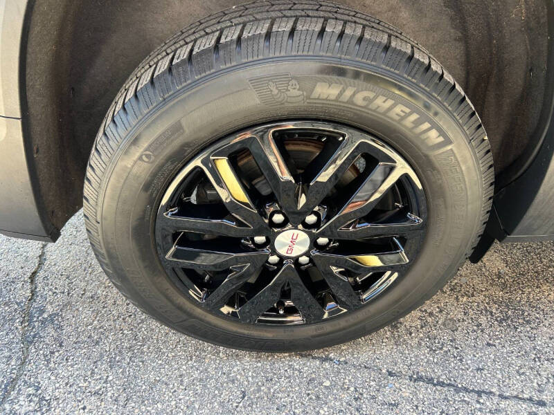 2017 GMC Acadia SLT-1
