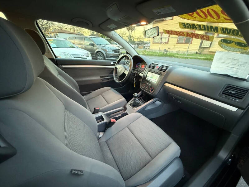 2009 Volkswagen Rabbit S PZEV