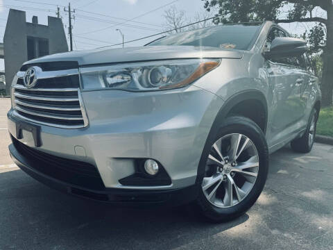 2015 Toyota Highlander for sale at powerful cars auto group llc in Houston TX