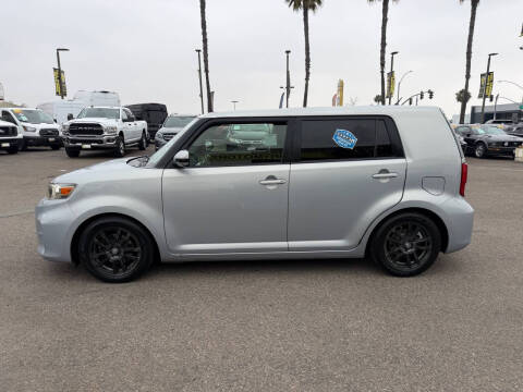 2013 Scion xB