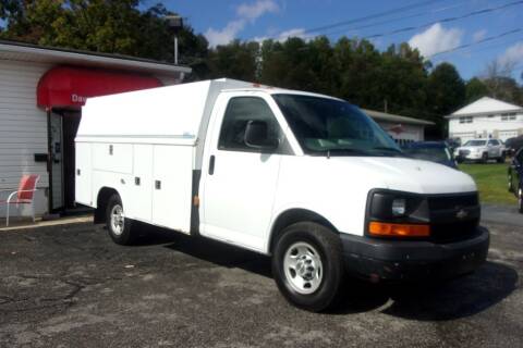 2007 Chevrolet Express Cutaway for sale at Dave Franek Automotive in Wantage NJ