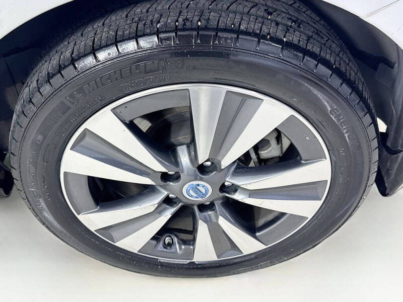 2014 Nissan LEAF SL