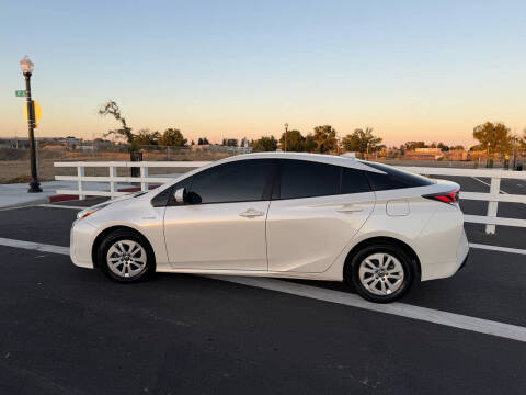 2018 Toyota Prius One