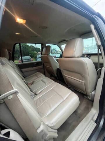 2011 Ford Expedition XLT