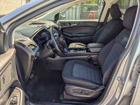 2020 Ford Edge SE