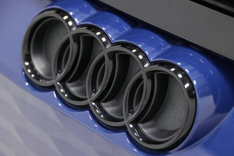 2024 Audi e-tron GT quattro Premium Plus