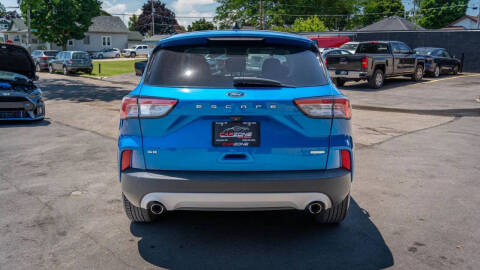 2020 Ford Escape SE