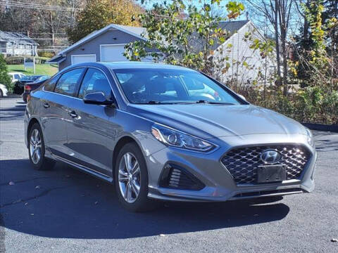 2019 Hyundai Sonata for sale at Canton Auto Exchange in Canton CT