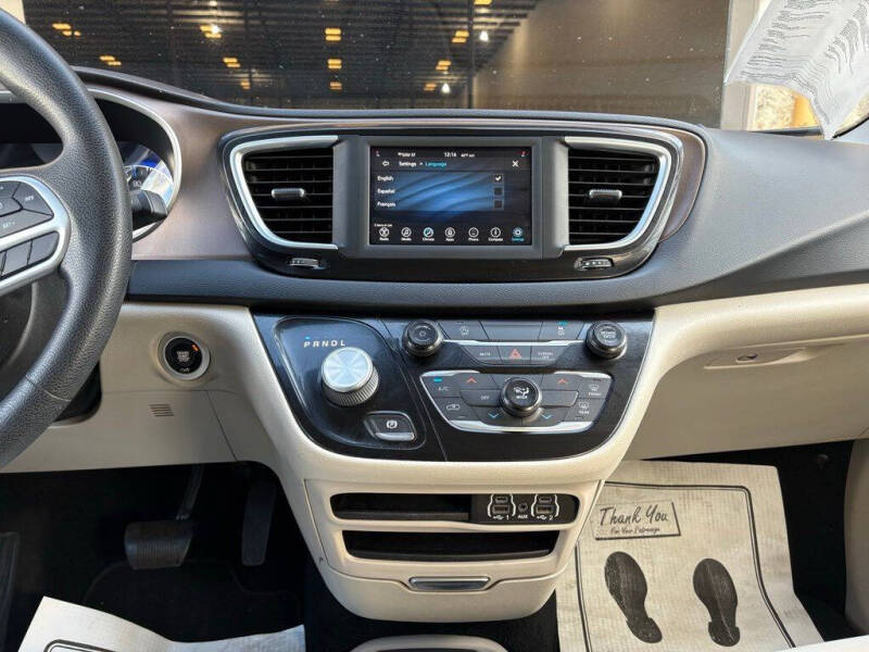 2021 Chrysler Voyager LXi