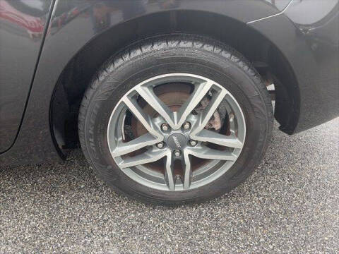 2011 Mazda MAZDA3 i Touring
