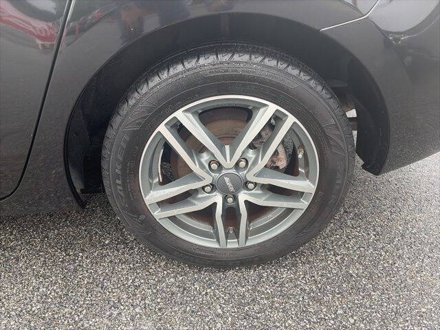 2011 Mazda MAZDA3 i Touring