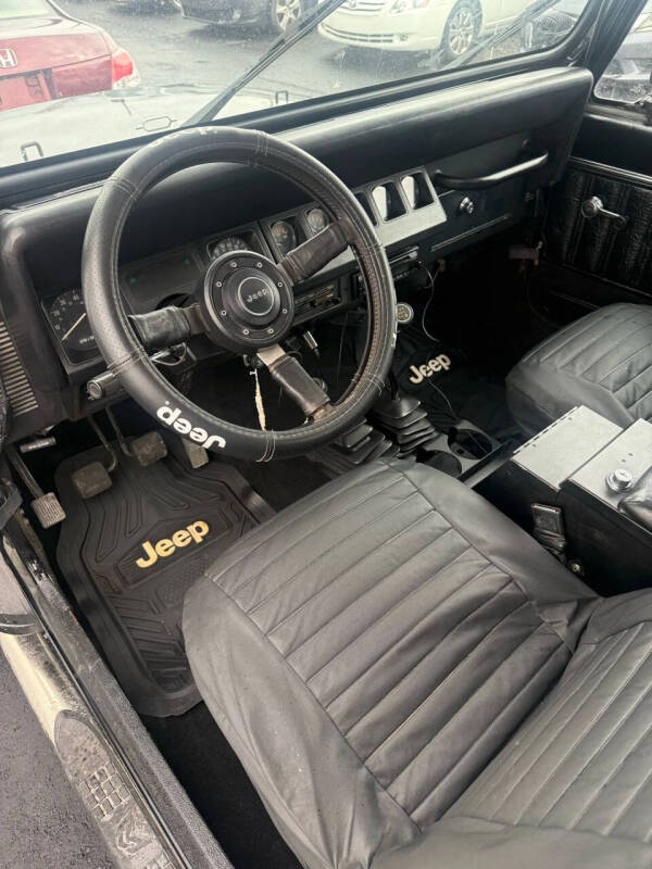 1987 Jeep Wrangler Laredo