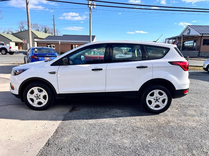 2019 Ford Escape S