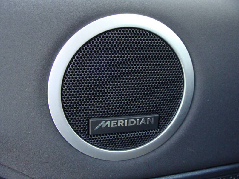 2020 Land Rover Discovery Landmark Edition