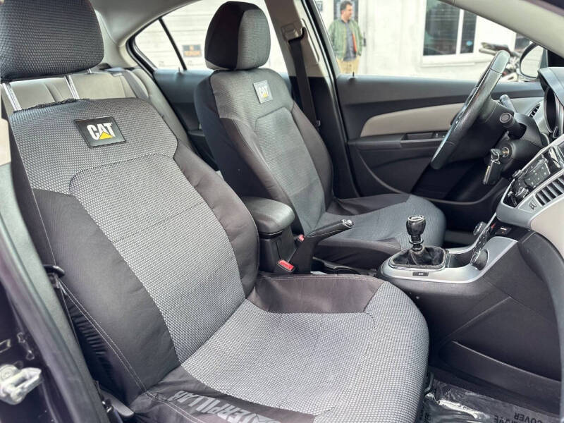 2016 Chevrolet Cruze Limited 1LT Manual